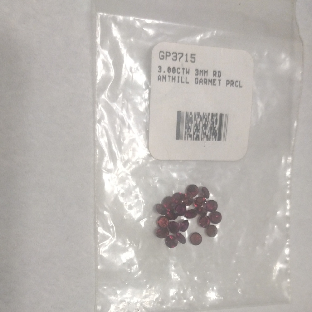 3.00 CTW (RARE) Anthill Garnet Parcel - Picture 1 of 6